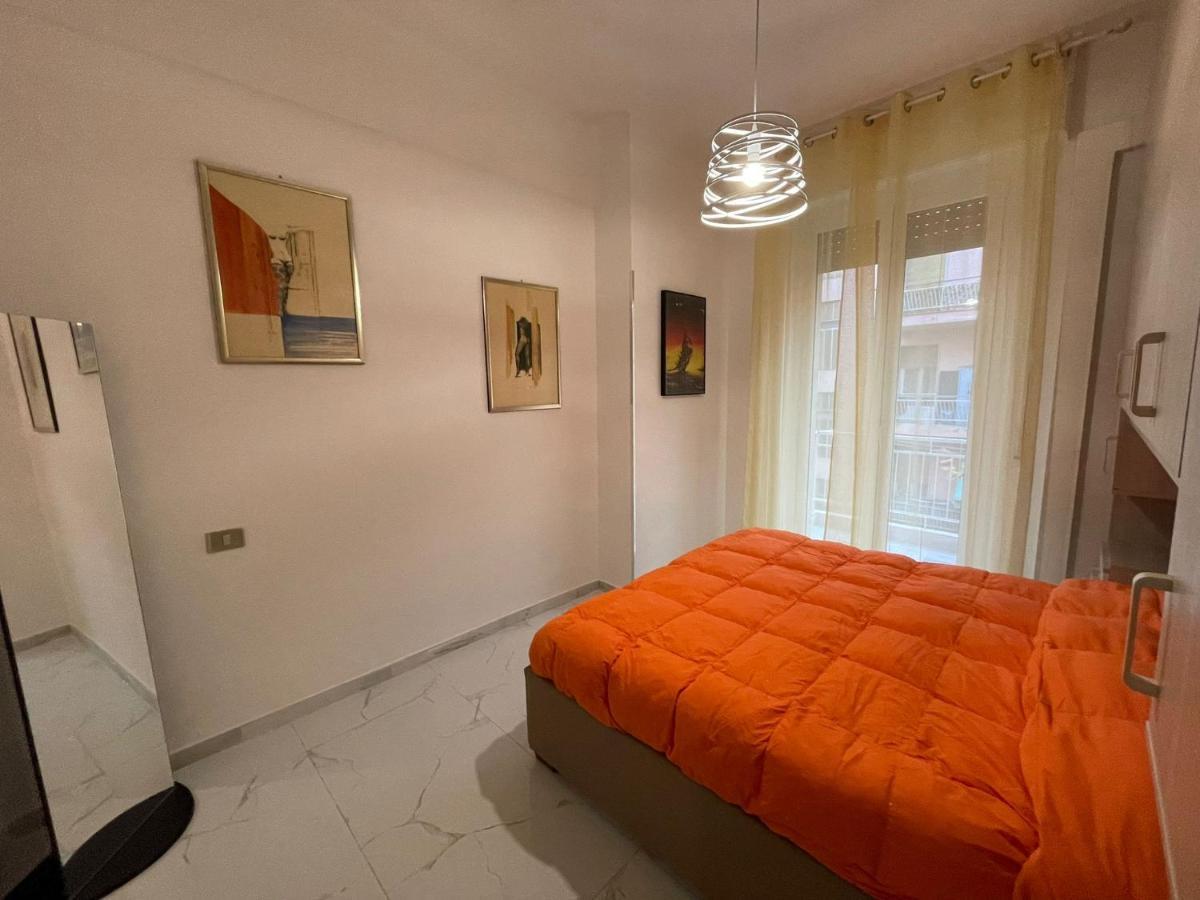 Wh - Dolce Vita - Bilocale - 5 Minuti Dal Centro - Parcheggio Gratuito - Wifi Sanremo Dış mekan fotoğraf