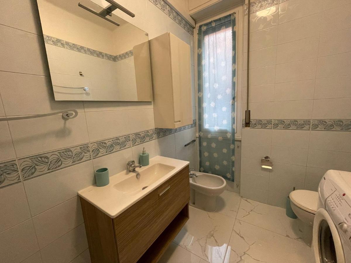 Wh - Dolce Vita - Bilocale - 5 Minuti Dal Centro - Parcheggio Gratuito - Wifi Sanremo Dış mekan fotoğraf